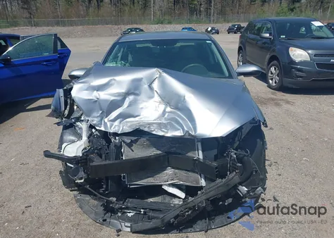 2017 Hyundai Elantra Se z USA, uszkodzony, nr VIN 5NPD84LFXHH159480